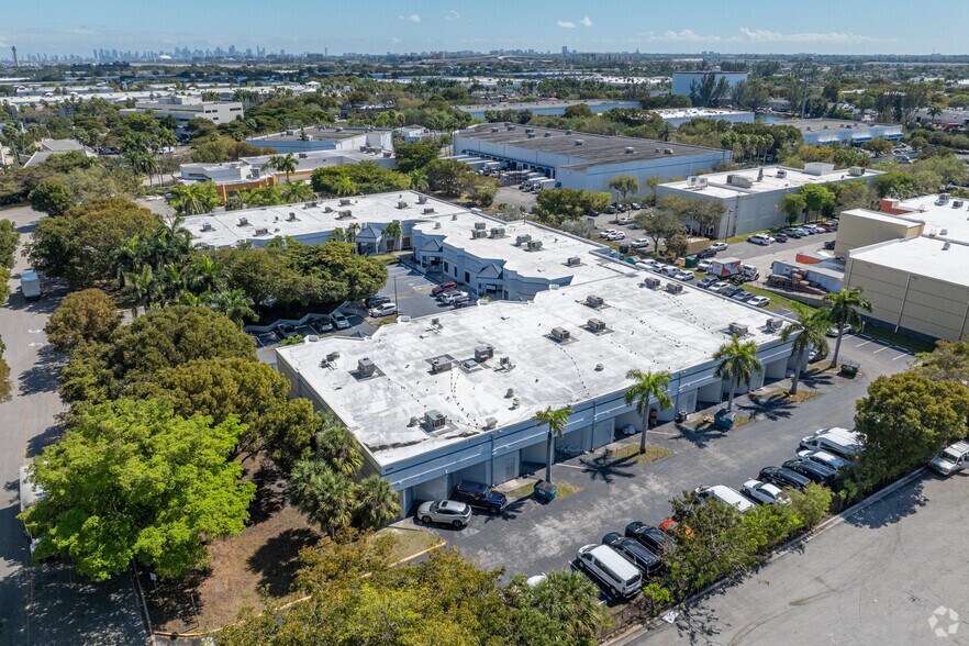 More Photos Of 8880 NW 20th St, Doral Research And Development For Lease
