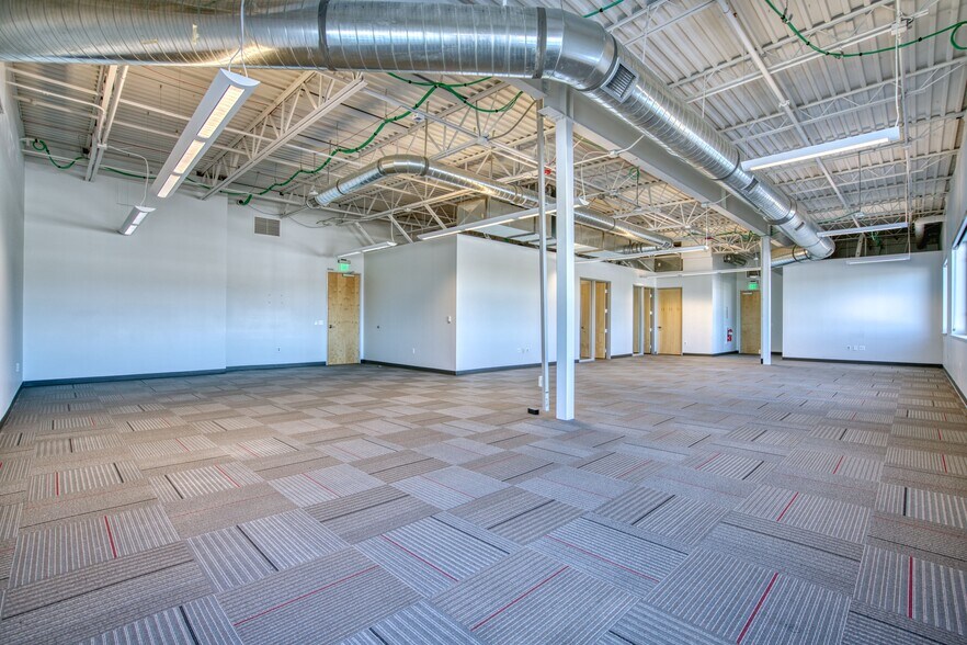 More Photos Of 6333 Dry Creek Pky, Niwot Industrial For Sale