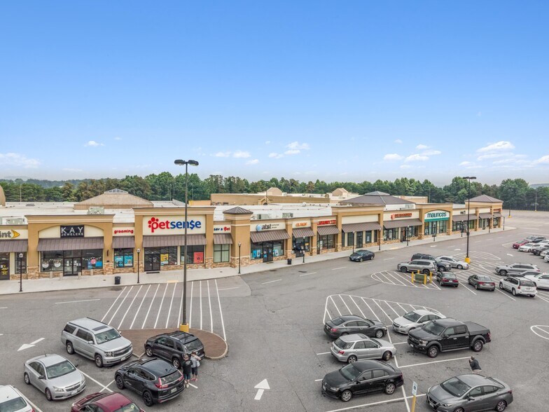 More Photos Of 240 Commonwealth Blvd W, Martinsville Unknown For Lease