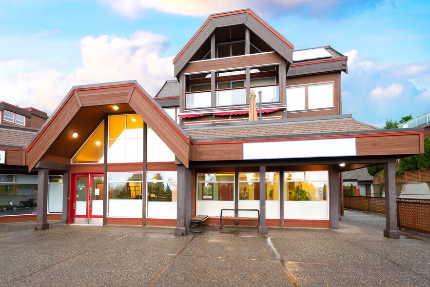 More Photos Of 3711-3763 Delbrook Ave, North Vancouver General Retail For Lease