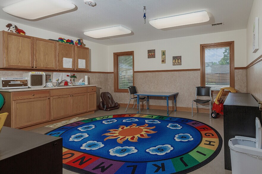 More Photos Of 26407 Oak Ridge Dr, Spring Medical For Sale