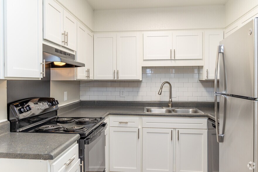 More Photos Of 29 Briar Cir, Fayetteville Apartments For Sale
