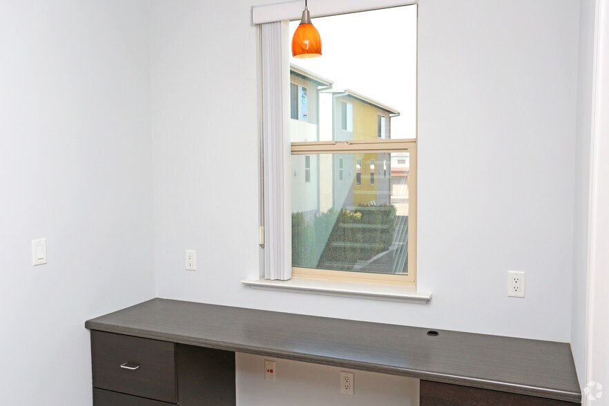 More Photos Of 1759 Fulton St, Fresno Apartments For Sale