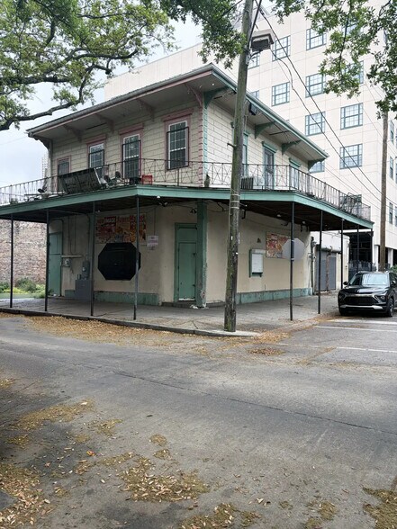 Primary Photo Of 1216 Bienville St, New Orleans General Retail For Sale