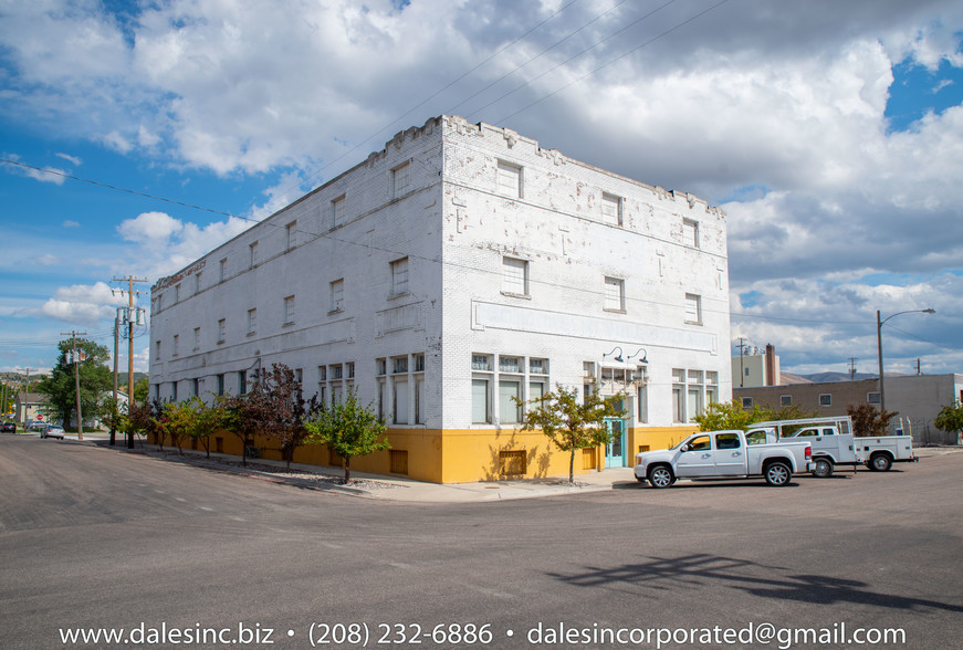 Primary Photo Of 902 S 1st Ave, Pocatello Distribution For Lease