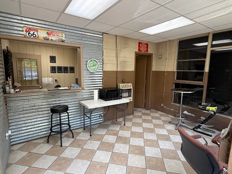 More Photos Of 69 Railroad Ave, Dora Specialty For Sale