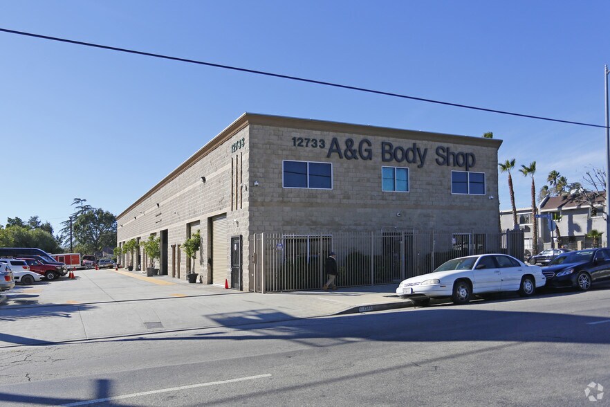 Primary Photo Of 12733 San Fernando Rd, Sylmar Auto Repair For Lease
