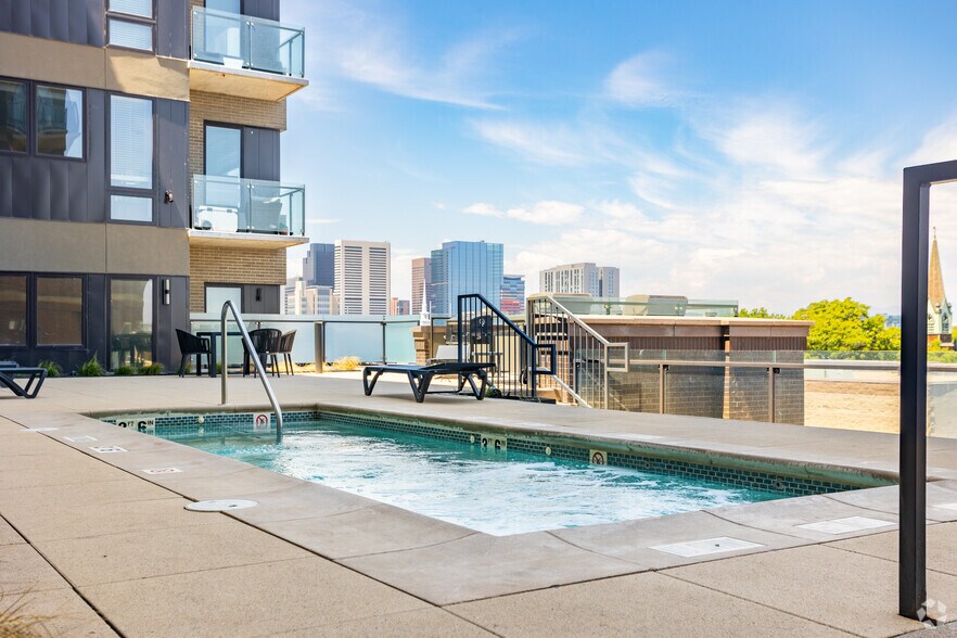 More Photos Of 2560 Welton St, Denver Coworking Space