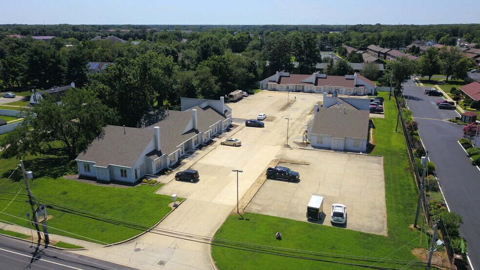 More Photos Of 375 N Main St, Williamstown Medical For Lease