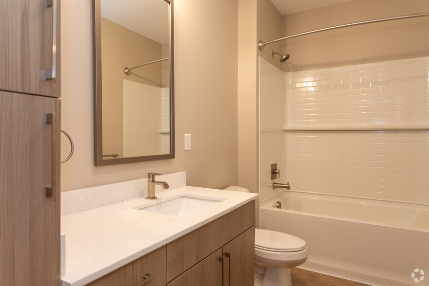 More Photos Of 222 S Main St, Mooresville Apartments For Lease