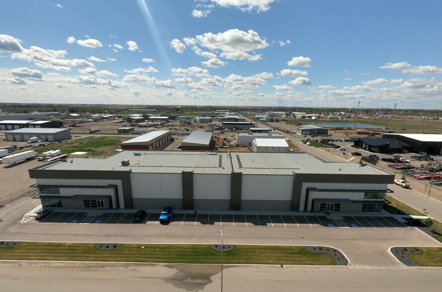 Primary Photo Of 1027 11 Ave, Coaldale Warehouse For Lease