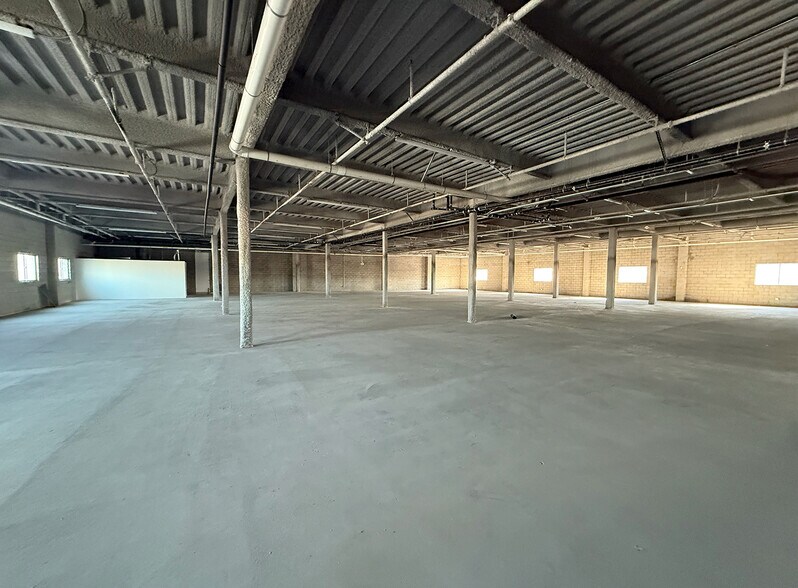 More Photos Of 746-756 Ceres Ave, Los Angeles Warehouse For Lease
