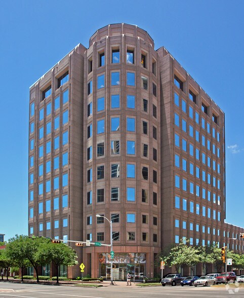 More Photos Of 401 W 15th St, Austin Office For Lease