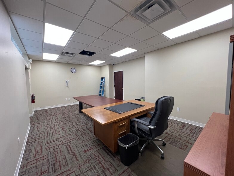 More Photos Of 4230-4236 Merrick Rd, Massapequa Storefront Retail Residential For Sale