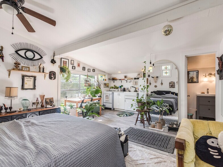 More Photos Of , San Marcos Unknown For Sale