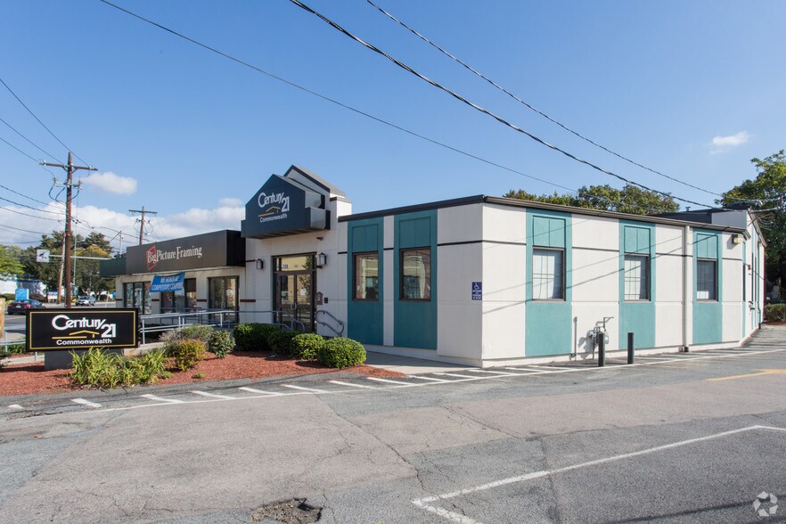 Primary Photo Of 60-64 Needham St, Newton Storefront Retail Office For Lease