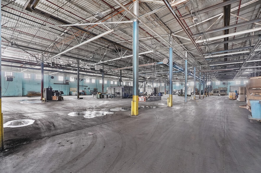 More Photos Of 8525 Clinton Rd, Brooklyn Warehouse For Sale