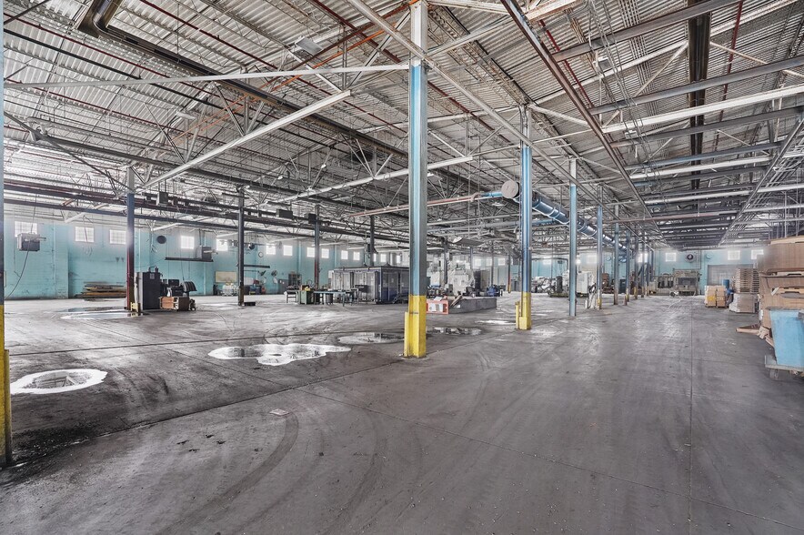 More Photos Of 8525 Clinton Rd, Brooklyn Warehouse For Sale