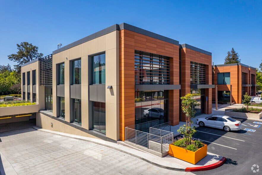 More Photos Of 1540 El Camino Real, Menlo Park Office For Sale