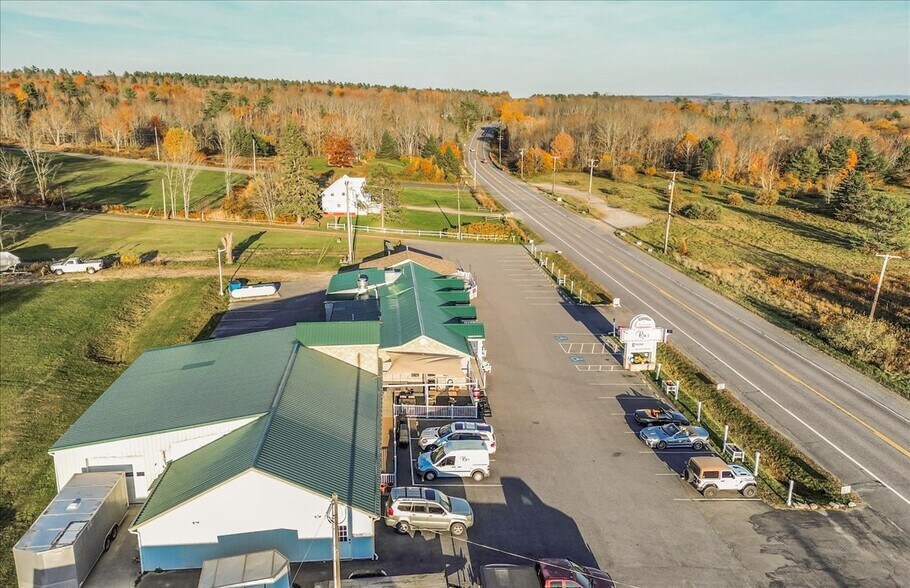 More Photos Of 357 W Main St, Searsport Freestanding For Sale