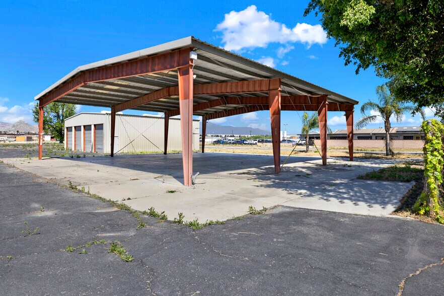 More Photos Of 225 & 263 Main St, Riverside Land For Sale