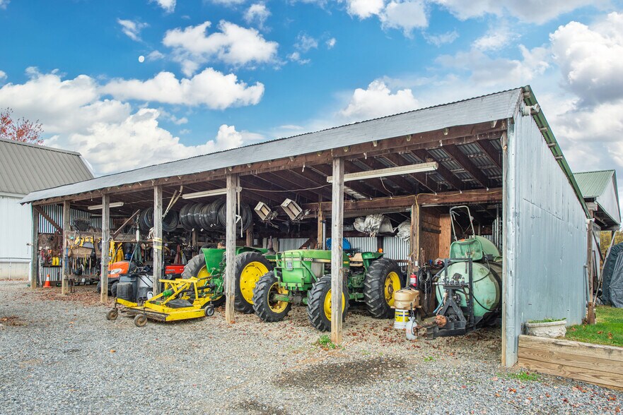 More Photos Of 33 County Road 627, Phillipsburg Specialty For Sale