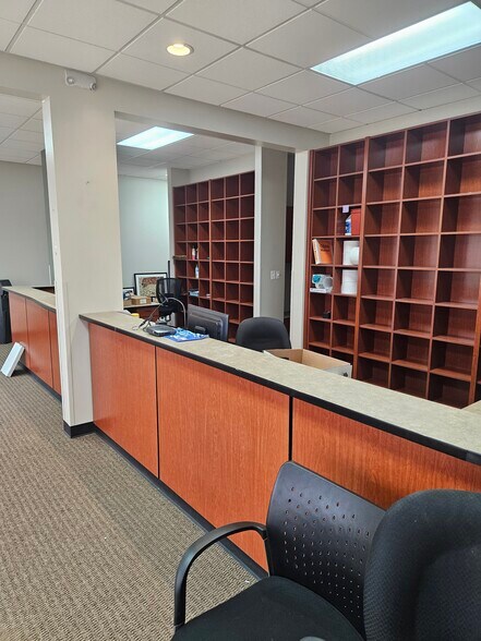 More Photos Of 8203-8267 S Holly St, Centennial Unknown For Lease