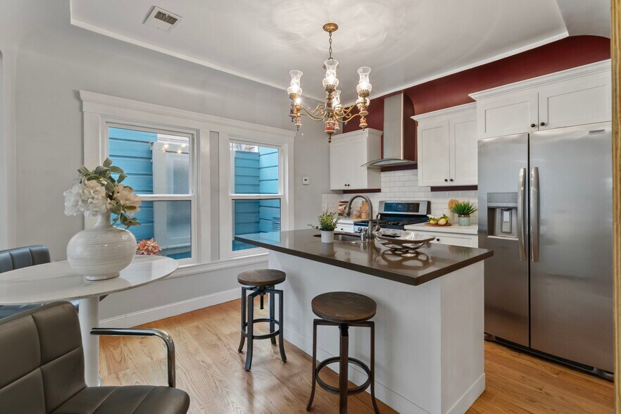 More Photos Of 3285-3287 Cesar Chavez, San Francisco Storefront Retail Residential For Sale