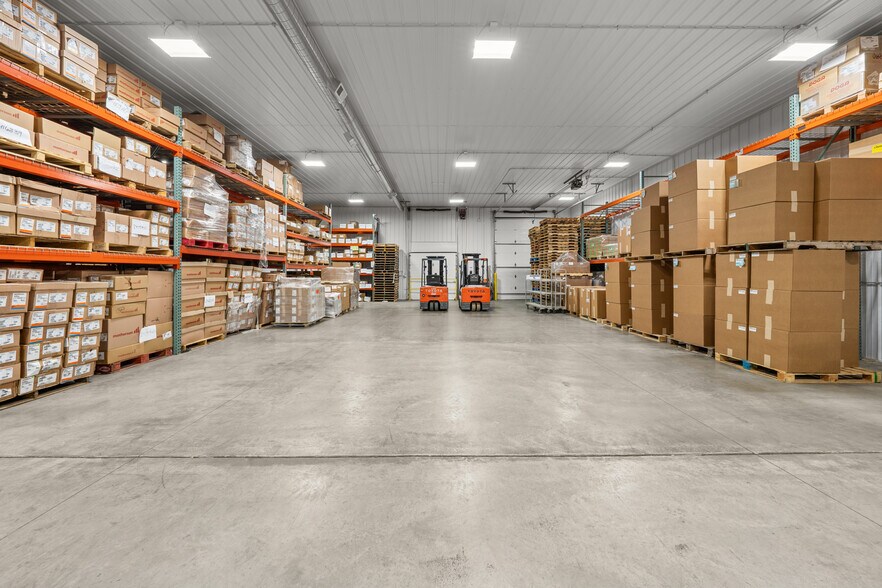 More Photos Of 6202 402nd St, North Branch Manufacturing For Sale