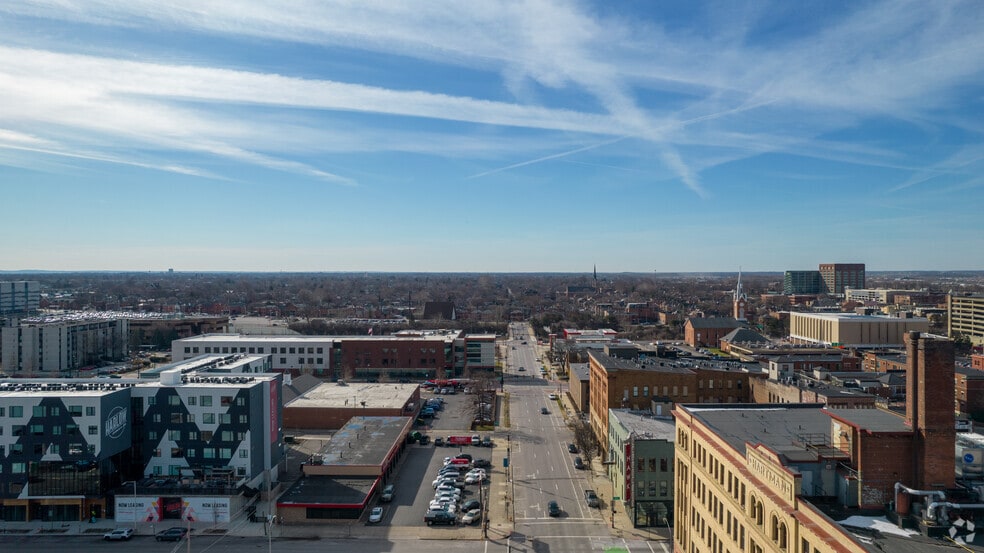 More Photos Of 275 S 4th St, Columbus Apartments For Sale