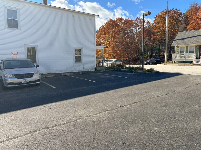 More Photos Of 31 Central Square, Troy Storefront Retail Residential For Lease