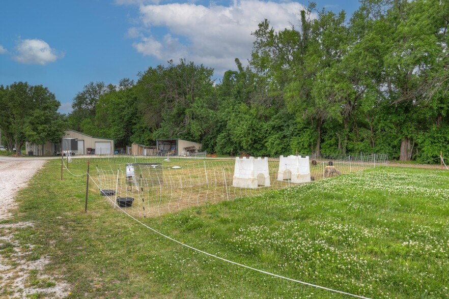 More Photos Of 25695 Mulberry Rd, Webb City Winery Vineyard For Sale