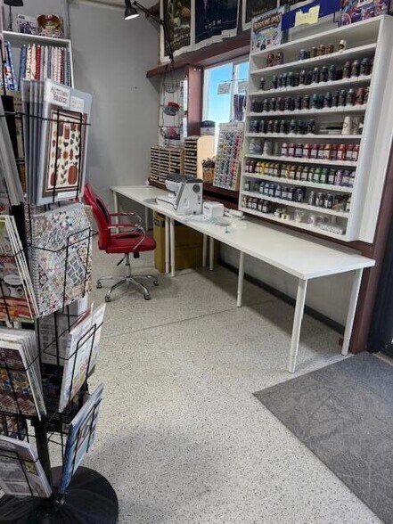 More Photos Of 11850 S Hwy 191, Moab Warehouse For Sale