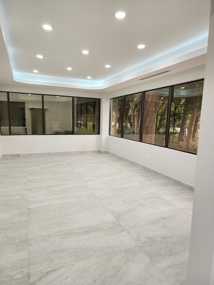 More Photos Of 3810 Gunn Hwy, Tampa Office For Sale