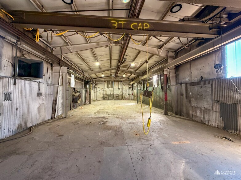 More Photos Of 7242 W Yellowstone Hwy, Casper Industrial For Sale