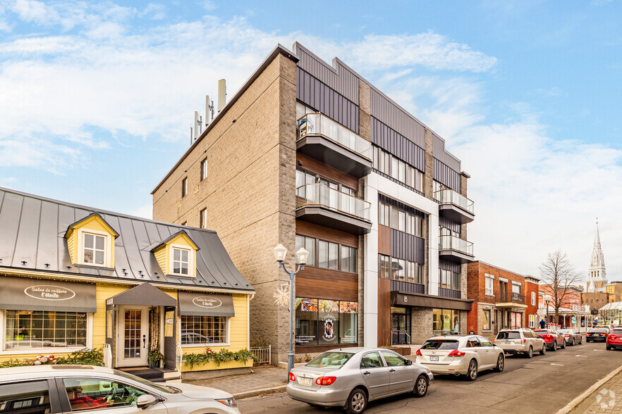 Primary Photo Of 18-20 Rue Turgeon, Ste-Thérèse Apartments For Sale