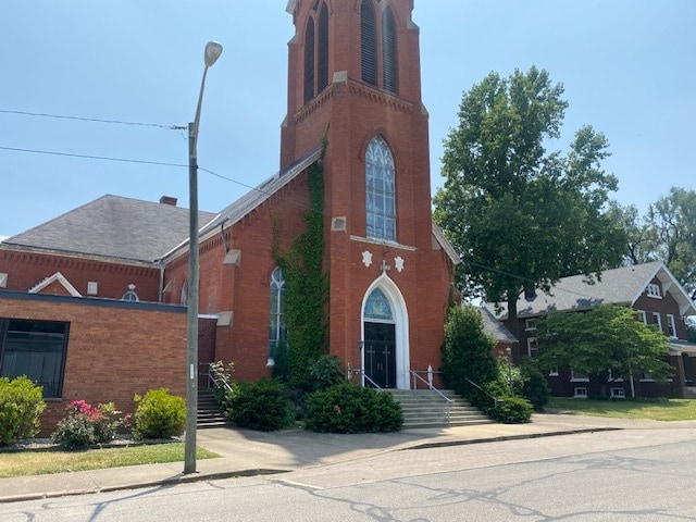 Primary Photo Of 1000 W Illinois St, Evansville Religious Facility For Lease