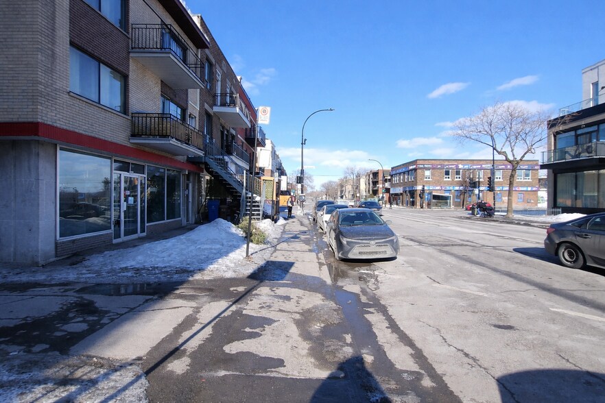 More Photos Of 2025 Boul Rosemont, Montréal Storefront Retail Residential For Lease