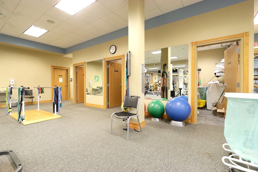 More Photos Of 2160 Sandy Dr, State College Medical For Lease