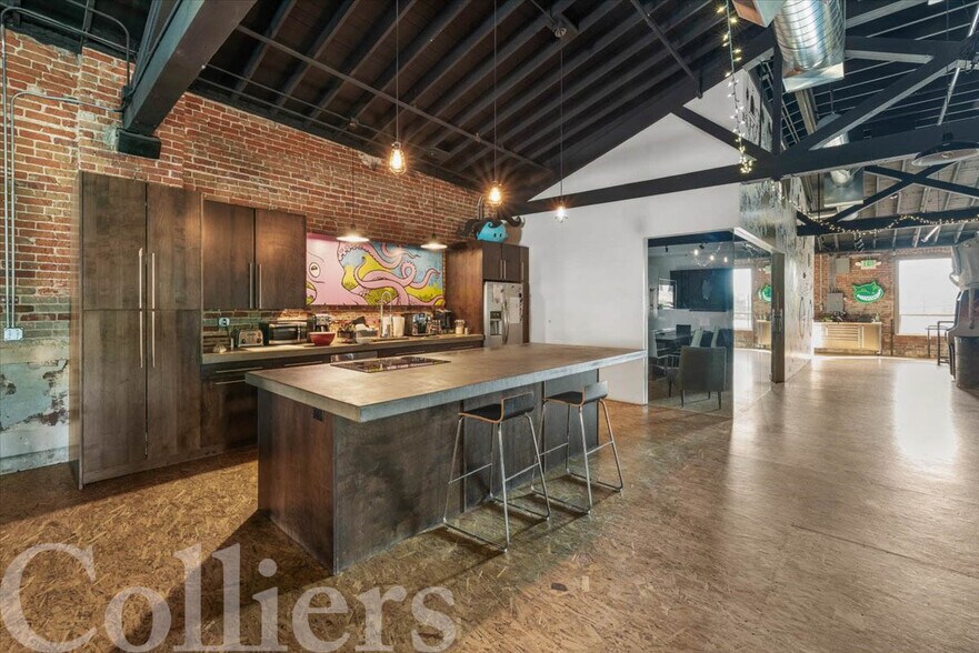 More Photos Of 1226 1st St S, Nampa Storefront Retail Office For Sale