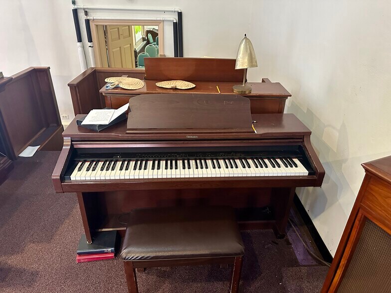 More Photos Of 306 Clinton St, Delaware City Religious Facility For Sale