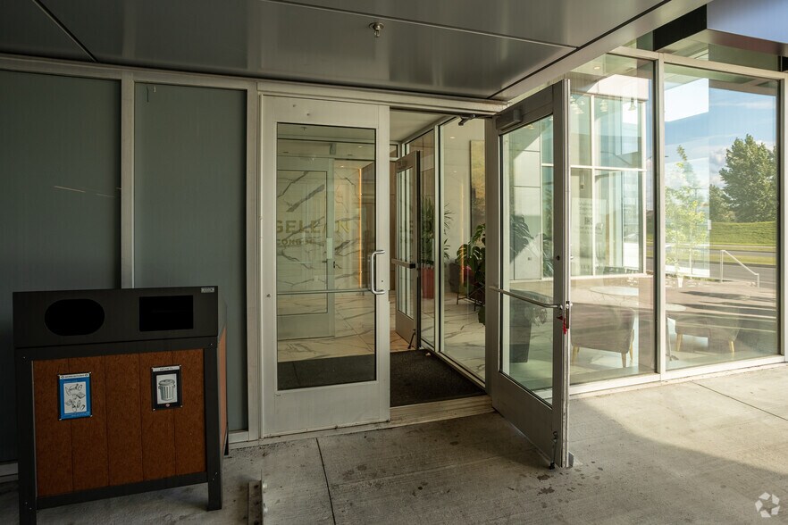 More Photos Of 700 Rue Des Éclaircies, Brossard Apartments For Sale