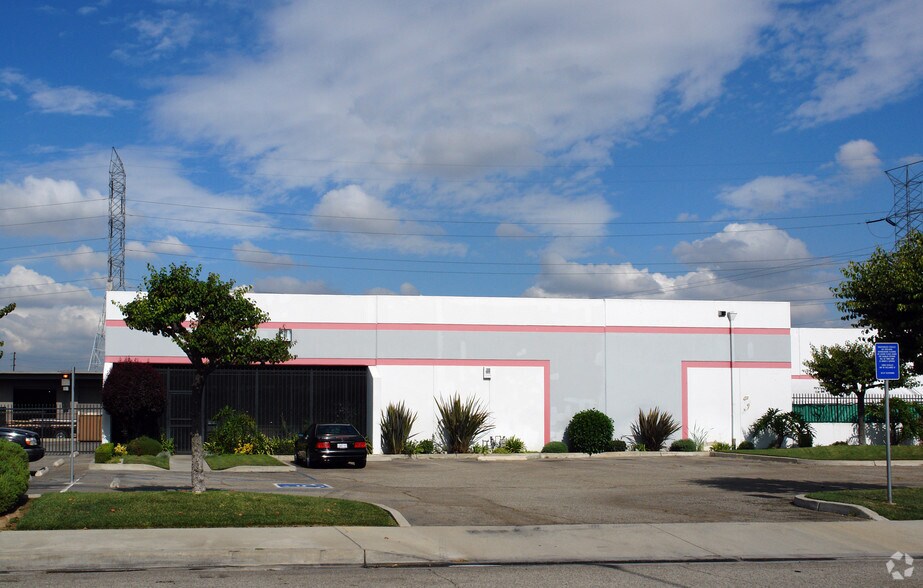 More Photos Of 8201 Industry Ave, Pico Rivera Warehouse For Lease