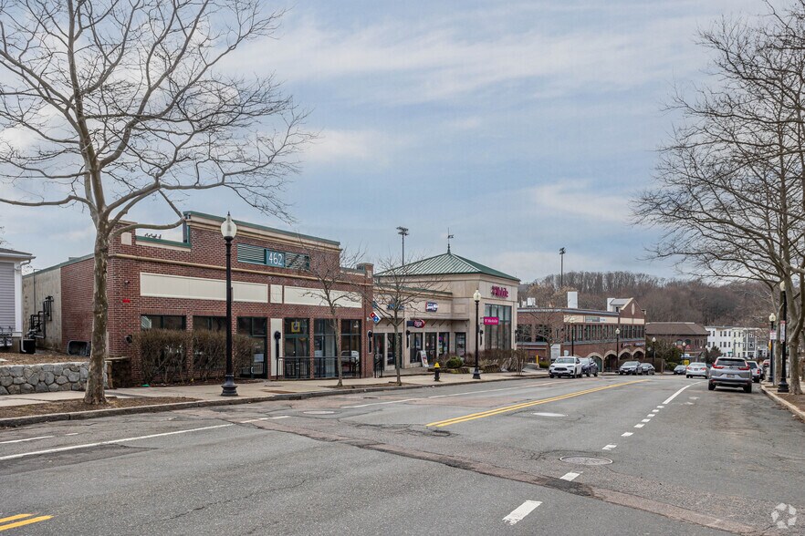 More Photos Of 462 Washington St, Brighton Freestanding For Lease