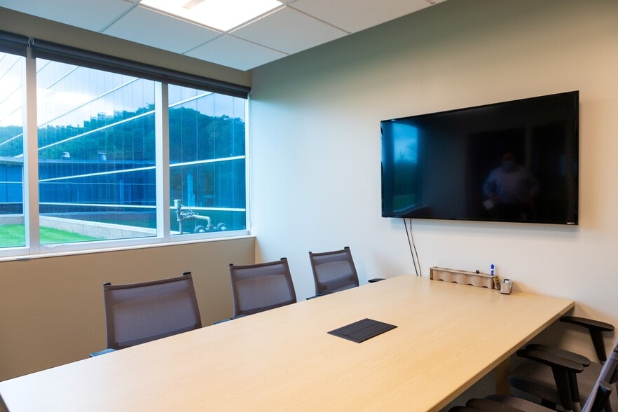 More Photos Of Union Carbide Dr, South Charleston Unknown For Lease