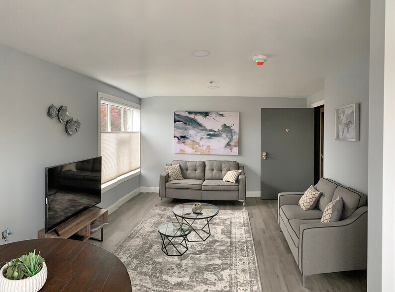 More Photos Of 797 E Market St, Akron Apartments For Sale