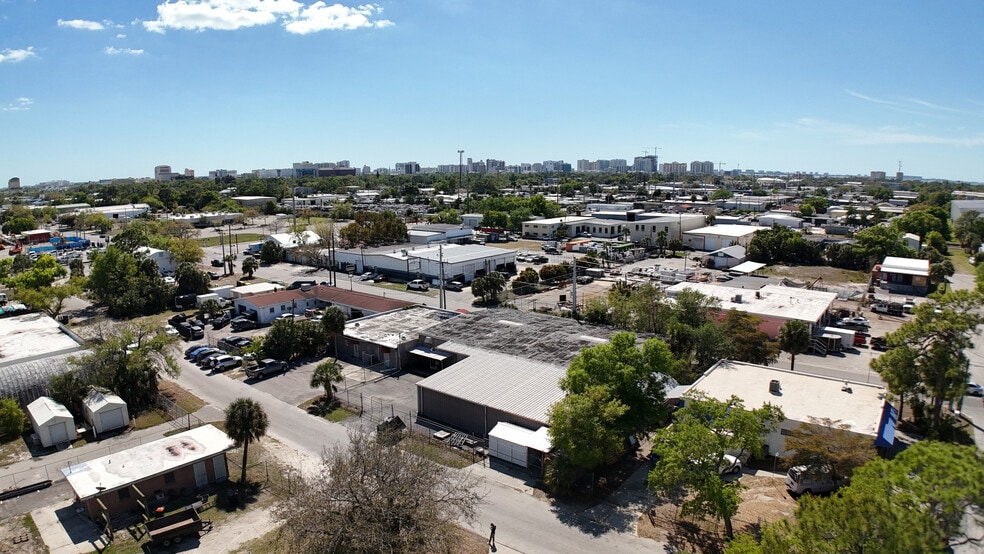 More Photos Of 1312 N Lime Ave, Sarasota Manufacturing For Sale