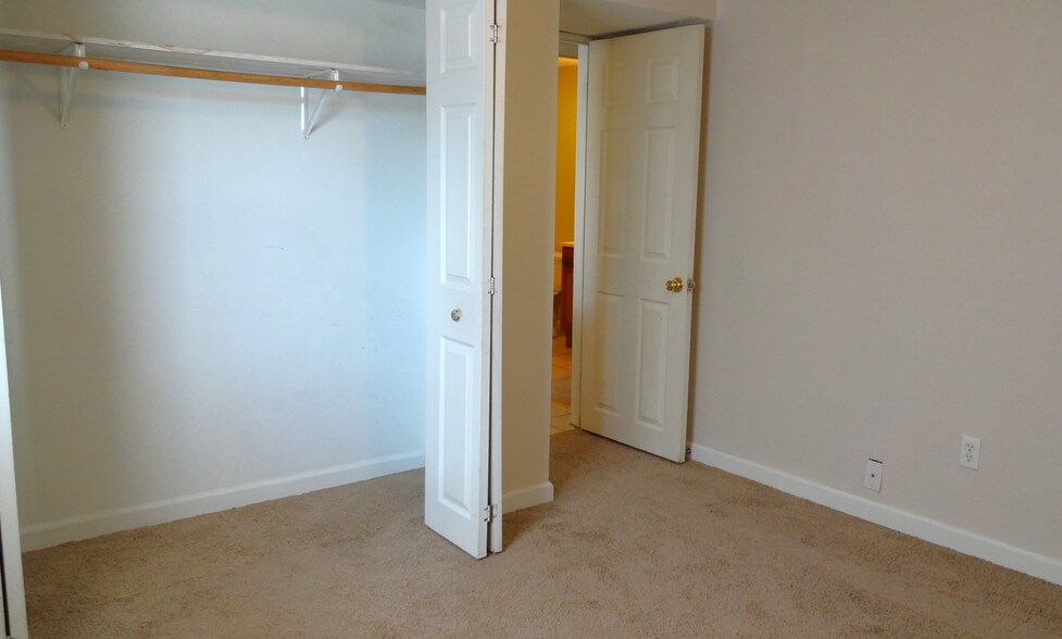 More Photos Of 2111 Lincoln Ave, Granite City Multifamily For Sale