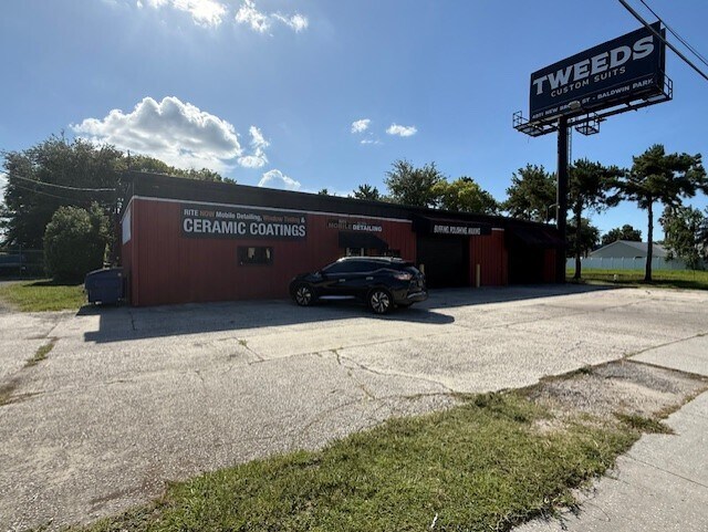 More Photos Of 644 Maguire Rd, Ocoee Freestanding For Lease