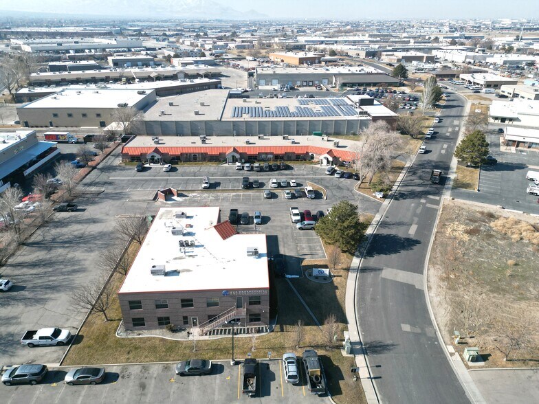 More Photos Of 1751 Alexander St, West Valley Coworking Space